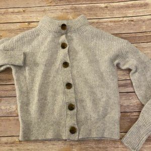 Everlane Wool & Alpaca Button Down Sweater Beige Spring Fall Winter